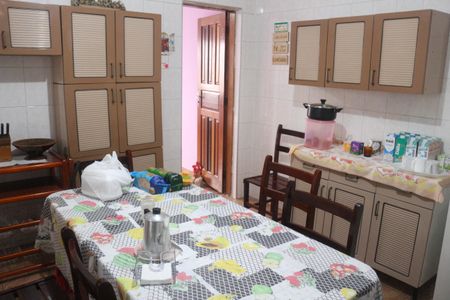 Casa à venda com 218m², 3 quartos e 4 vagasCozinha