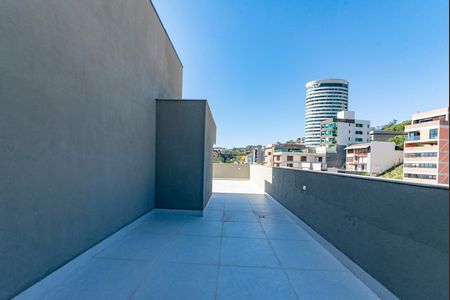 Apartamento à venda com 360m², 4 quartos e 4 vagasVaranda