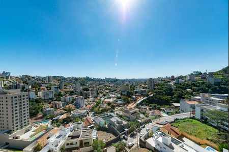 Apartamento à venda com 360m², 4 quartos e 4 vagasVista da Suíte 1