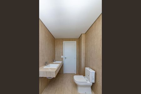 Apartamento à venda com 360m², 4 quartos e 4 vagasBanheiro da Suíte 1