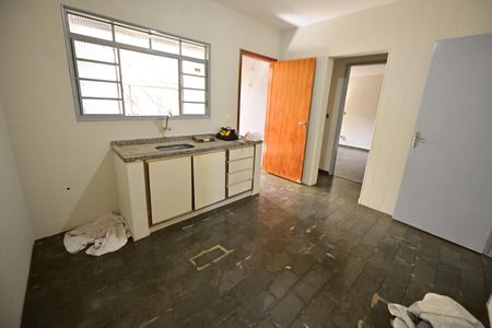 Casa para alugar com 324m², 3 quartos e 1 vagaCozinha
