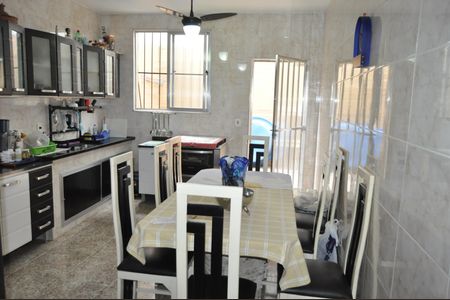 Casa de condomínio à venda com 100m², 2 quartos e 1 vagaCozinha