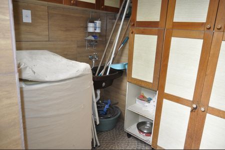 Casa de condomínio à venda com 100m², 2 quartos e 1 vagaÁrea de Serviço