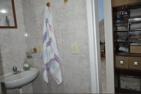 Casa de condomínio à venda com 100m², 2 quartos e 1 vagaBanheiro 1