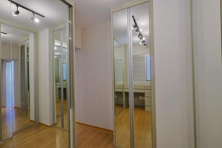 Apartamento à venda com 260m², 4 quartos e 4 vagasQuarto 3