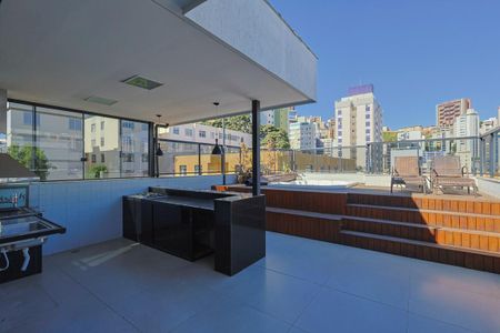 Apartamento à venda com 260m², 4 quartos e 4 vagasCobertura