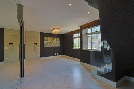 Apartamento à venda com 260m², 4 quartos e 4 vagasSala