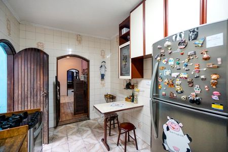 Casa à venda com 286m², 2 quartos e 8 vagas Casa à venda com 286m², 2 quartos e 8 vagasCozinha