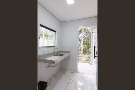 Casa de condomínio à venda com 200m², 4 quartos e 4 vagasÁrea de Serviço