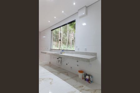 Casa de condomínio à venda com 200m², 4 quartos e 4 vagasCozinha