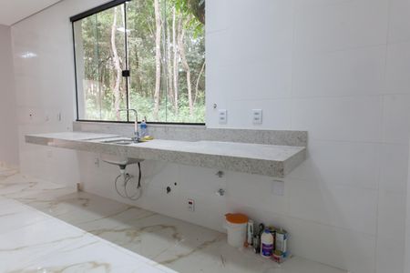 Casa de condomínio à venda com 200m², 4 quartos e 4 vagasCozinha