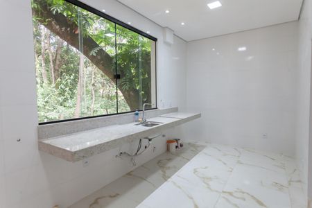 Casa de condomínio à venda com 200m², 4 quartos e 4 vagasCozinha