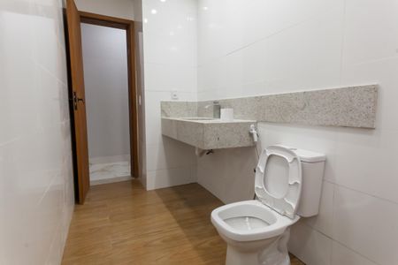 Casa de condomínio à venda com 200m², 4 quartos e 4 vagasBanheiro Social