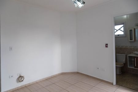 Casa à venda com 104m², 3 quartos e 4 vagasSuíte