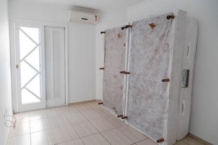 Casa à venda com 104m², 3 quartos e 4 vagasQuarto 1 