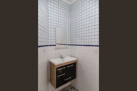 Casa à venda com 104m², 3 quartos e 4 vagasLavabo