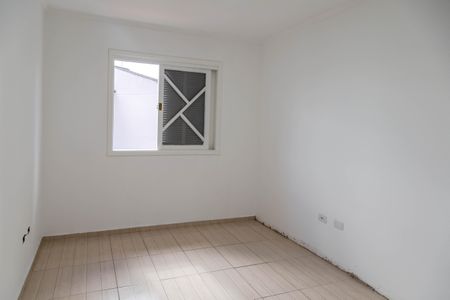 Casa à venda com 104m², 3 quartos e 4 vagasQuarto 2