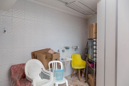 Casa à venda com 104m², 3 quartos e 4 vagasÁrea de Serviço