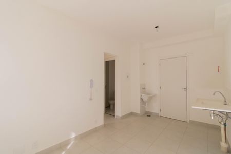 Apartamento para alugar com 32m², 2 quartos e sem vaga Apartamento para alugar com 32m², 2 quartos e sem vagaSala/Cozinha