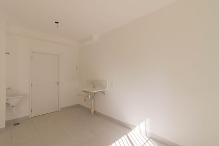 Apartamento para alugar com 32m², 2 quartos e sem vaga Apartamento para alugar com 32m², 2 quartos e sem vagaSala/Cozinha