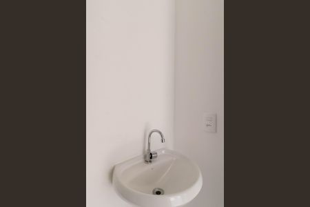 Apartamento para alugar com 32m², 2 quartos e sem vaga Apartamento para alugar com 32m², 2 quartos e sem vagaBanheiro