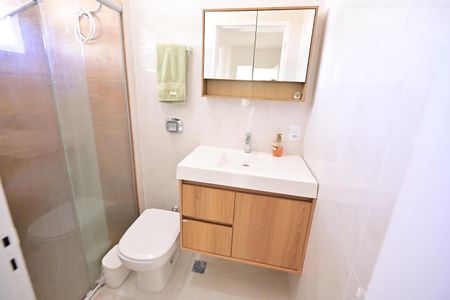 Apartamento para alugar com 72m², 3 quartos e 1 vaga Apartamento para alugar com 72m², 3 quartos e 1 vagaBanheiro da Suíte