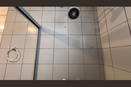 Apartamento para alugar com 76m², 2 quartos e 2 vagas Apartamento para alugar com 76m², 2 quartos e 2 vagasBanheiro