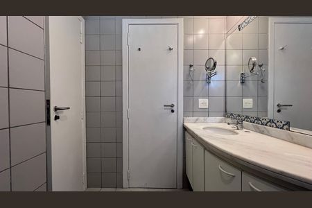 Apartamento para alugar com 76m², 2 quartos e 2 vagas Apartamento para alugar com 76m², 2 quartos e 2 vagasBanheiro
