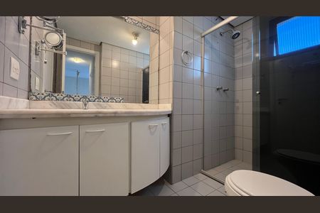 Apartamento para alugar com 76m², 2 quartos e 2 vagas Apartamento para alugar com 76m², 2 quartos e 2 vagasBanheiro
