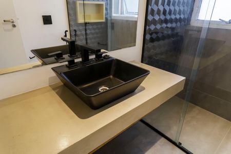 Apartamento à venda com 90m², 2 quartos e 1 vagaBanheiro da Suíte