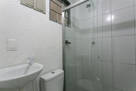 Banheiro de kitnet/studio para alugar com 1 quarto, 25m² em Tatuapé, São Paulo