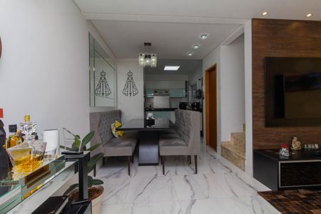 Casa de condomínio à venda com 179m², 3 quartos e 4 vagasSala de Jantar