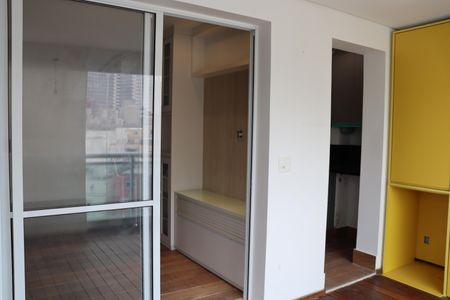Apartamento à venda com 69m², 2 quartos e 1 vagaVaranda Sala