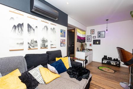 Apartamento à venda com 69m², 2 quartos e 1 vaga Apartamento à venda com 69m², 2 quartos e 1 vagaSala
