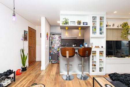 Apartamento à venda com 69m², 2 quartos e 1 vaga Apartamento à venda com 69m², 2 quartos e 1 vagaSala