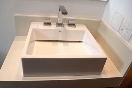 Apartamento à venda com 69m², 2 quartos e 1 vagaBanheiro Suíte