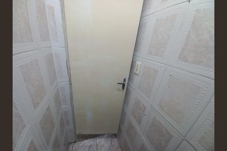 Casa para alugar com 128m², 2 quartos e 1 vaga Casa para alugar com 128m², 2 quartos e 1 vagaBanheiro de Serviço