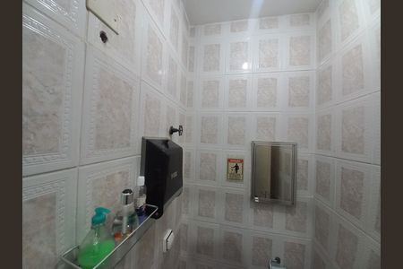 Casa para alugar com 128m², 2 quartos e 1 vaga Casa para alugar com 128m², 2 quartos e 1 vagaBanheiro 2