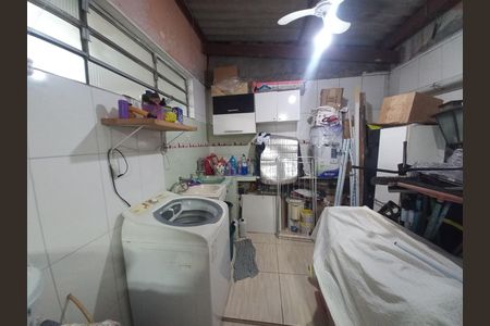 Casa para alugar com 128m², 2 quartos e 1 vaga Casa para alugar com 128m², 2 quartos e 1 vagaÁrea de Serviço