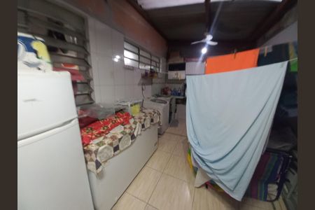 Casa para alugar com 128m², 2 quartos e 1 vaga Casa para alugar com 128m², 2 quartos e 1 vagaÁrea de Serviço