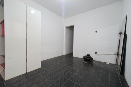 Casa para alugar com 81m², 2 quartos e sem vaga Casa para alugar com 81m², 2 quartos e sem vagaSala