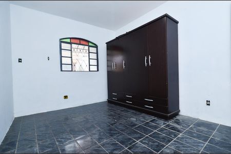 Casa para alugar com 81m², 2 quartos e sem vaga Casa para alugar com 81m², 2 quartos e sem vagaQuarto 1