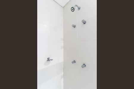 Studio para alugar com 33m², 1 quarto e sem vaga Studio para alugar com 33m², 1 quarto e sem vagaBanheiro Social