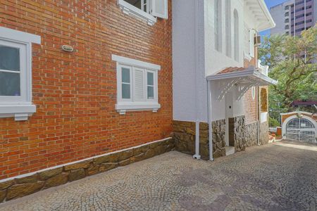 Casa à venda com 400m², 4 quartos e 11 vagasÁrea externa