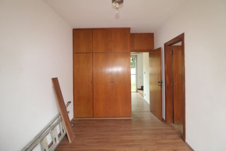 Casa à venda com 332m², 5 quartos e 7 vagasSuíte 1