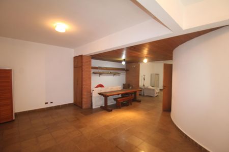 Casa à venda com 332m², 5 quartos e 7 vagasGaragem