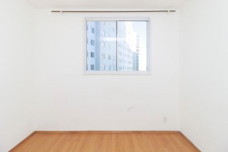 Quarto 1 de apartamento para alugar com 2 quartos, 38m² em Parque Maria Helena, São Paulo