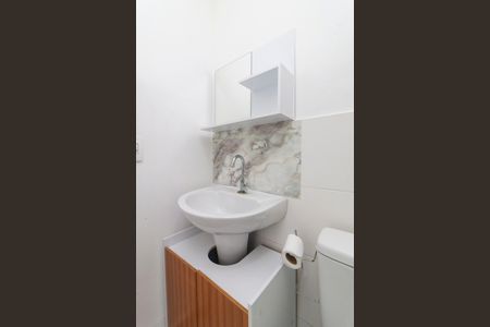 Apartamento para alugar com 38m², 2 quartos e sem vagaBanheiro