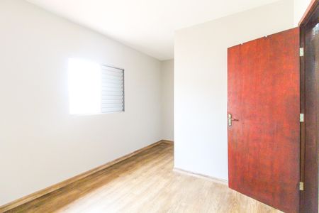 Casa à venda com 167m², 4 quartos e 2 vagas Casa à venda com 167m², 4 quartos e 2 vagasQuarto 2