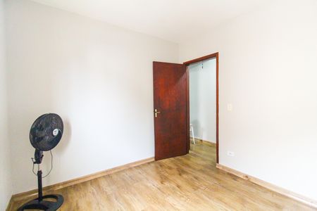 Casa à venda com 167m², 4 quartos e 2 vagas Casa à venda com 167m², 4 quartos e 2 vagasQuarto 4